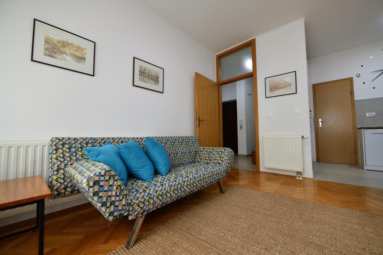 Apartman Miran Осиек Экстерьер фото
