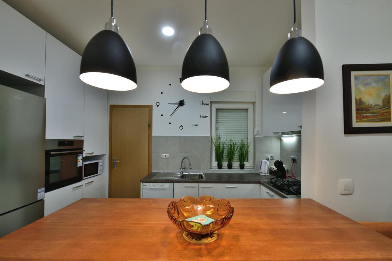 Apartman Miran Осиек Экстерьер фото
